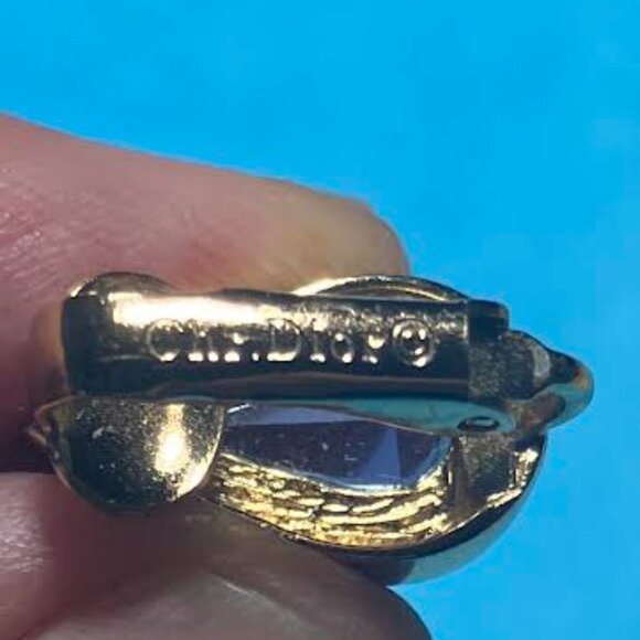 Christian Dior Clip on Earrings - Picture 4 of 4